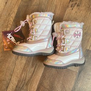 Totes “Ernie” Snow Boots